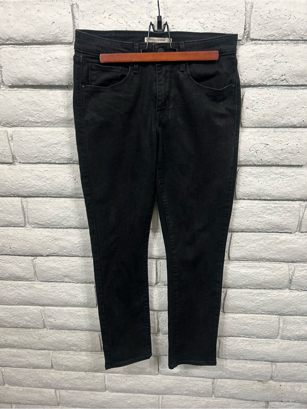 Levi’s Classic Mid Rise Skinny Jeans Black Women’s Size 10 Stretch Denim